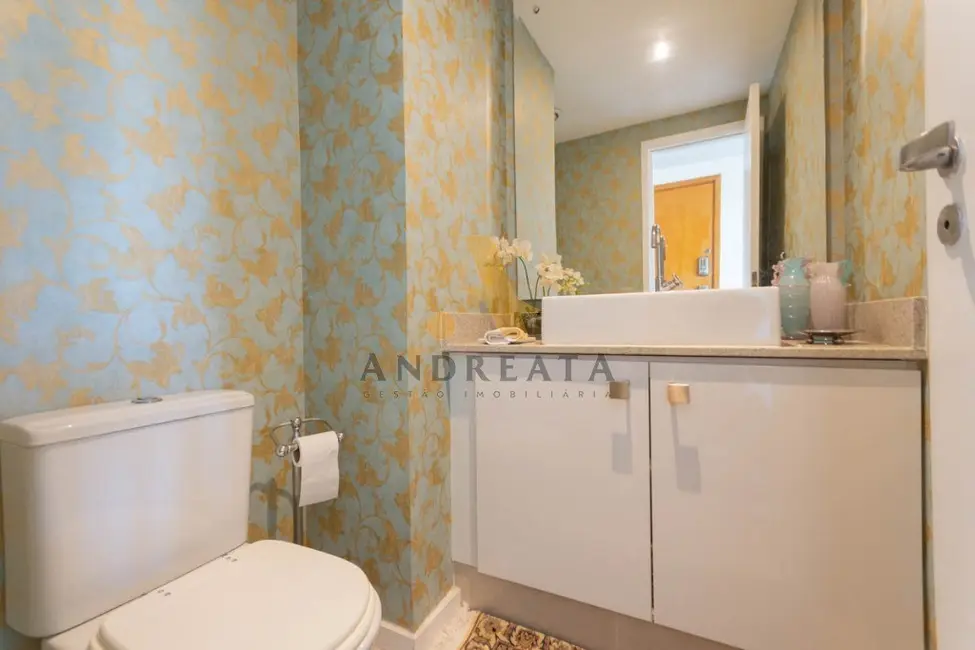 Apartamento com 4 quartos à venda, 318m2 em Barra da Tijuca, Rio De Janeiro - RJ - imagem 8 Foto 8 de Apartamento com 4 quartos à venda, 318m2 em Barra da Tijuca, Rio De Janeiro - RJ