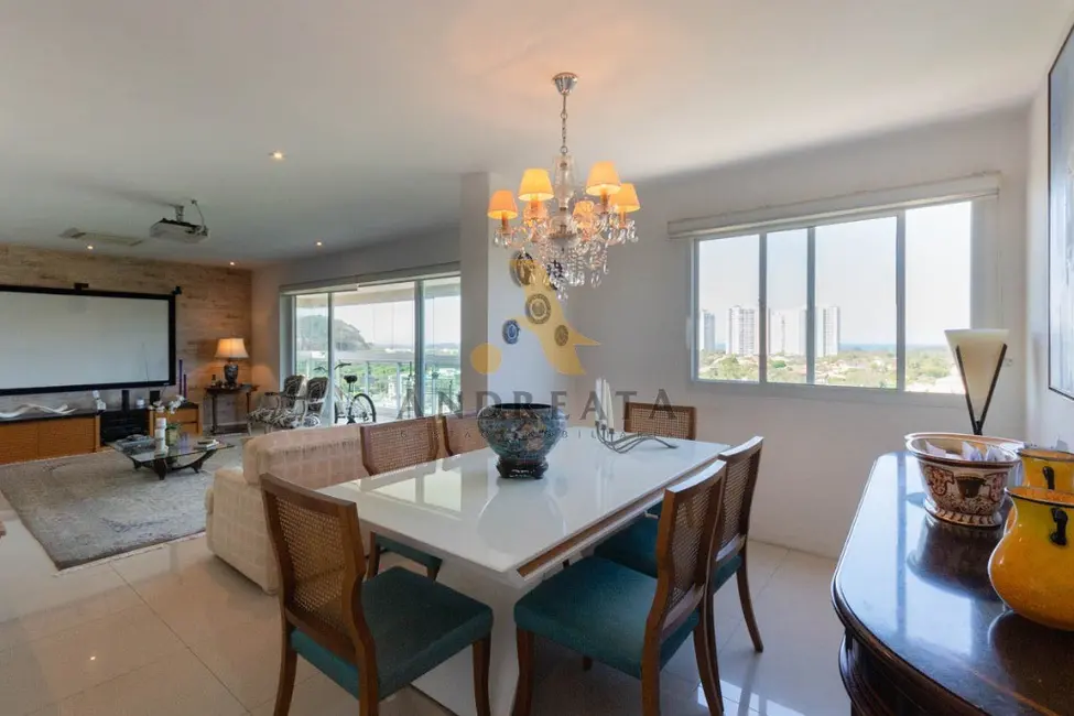 Apartamento com 4 quartos à venda, 318m2 em Barra da Tijuca, Rio De Janeiro - RJ - imagem 4 Foto 4 de Apartamento com 4 quartos à venda, 318m2 em Barra da Tijuca, Rio De Janeiro - RJ