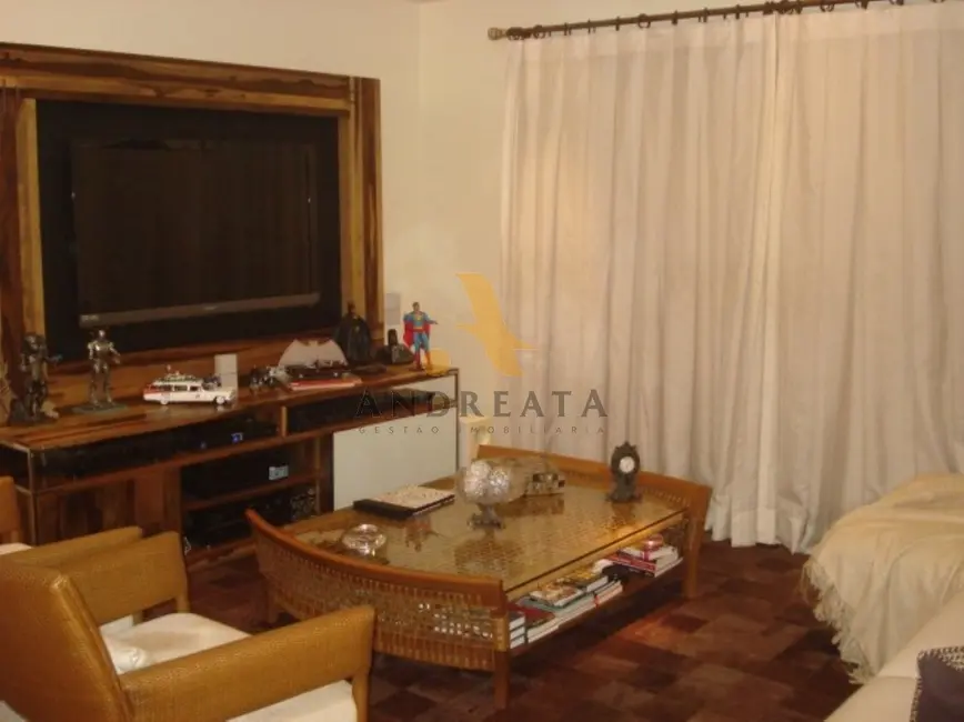 Apartamento com 3 quartos à venda, 210m2 em Barra da Tijuca, Rio De Janeiro - RJ - imagem 5 Foto 5 de Apartamento com 3 quartos à venda, 210m2 em Barra da Tijuca, Rio De Janeiro - RJ