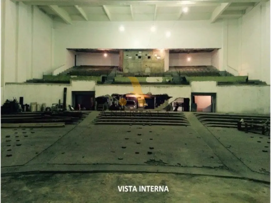 Loja para alugar, 2031m2 em Centro, Rio De Janeiro - RJ - imagem 4 Foto 4 de Loja para alugar, 2031m2 em Centro, Rio De Janeiro - RJ