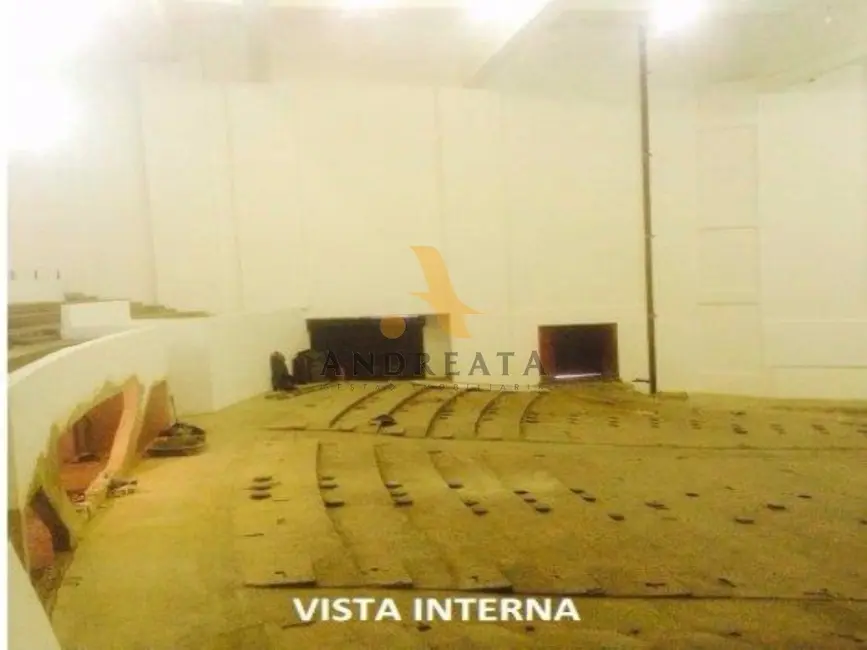 Loja para alugar, 2031m2 em Centro, Rio De Janeiro - RJ - imagem 7 Foto 7 de Loja para alugar, 2031m2 em Centro, Rio De Janeiro - RJ