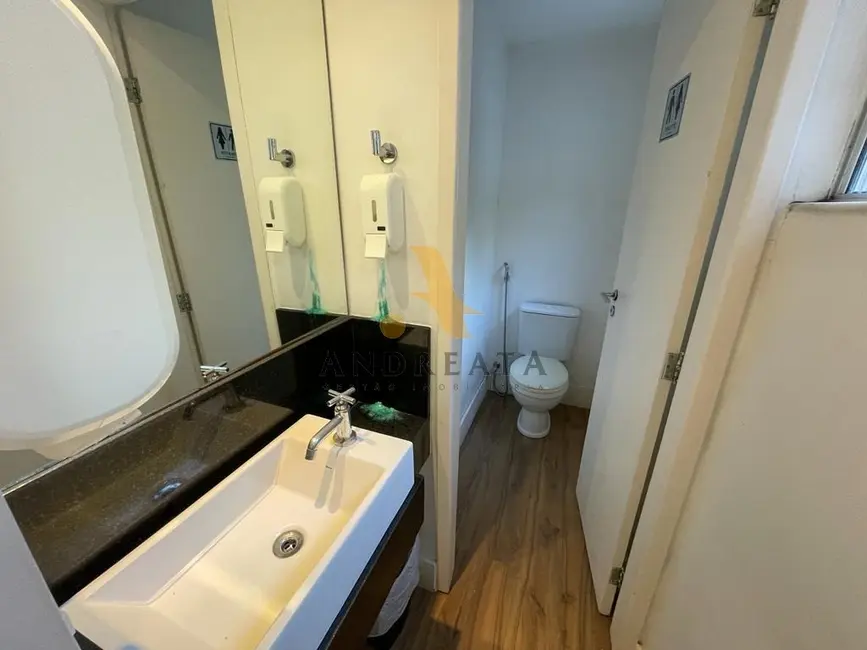 Sala Comercial à venda e para alugar, 44m2 em Botafogo, Rio De Janeiro - RJ - imagem 5 Foto 5 de Sala Comercial à venda e para alugar, 44m2 em Botafogo, Rio De Janeiro - RJ