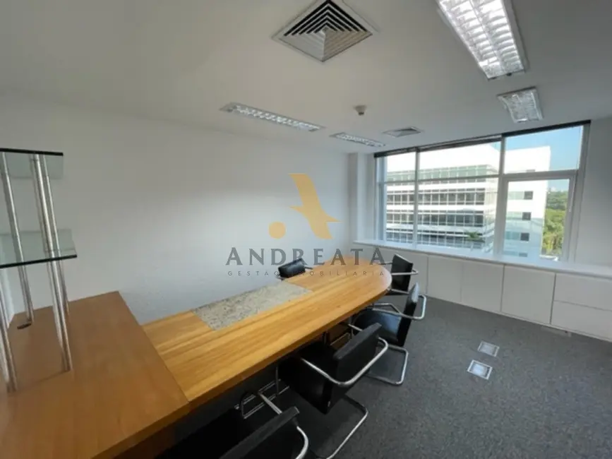 Sala Comercial à venda, 41m2 em Jacarepaguá, Rio De Janeiro - RJ - imagem 9 Foto 9 de Sala Comercial à venda, 41m2 em Jacarepaguá, Rio De Janeiro - RJ