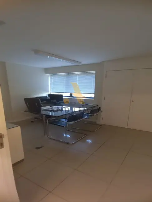 Sala Comercial à venda, 76m2 em Barra da Tijuca, Rio De Janeiro - RJ - imagem 9 Foto 9 de Sala Comercial à venda, 76m2 em Barra da Tijuca, Rio De Janeiro - RJ