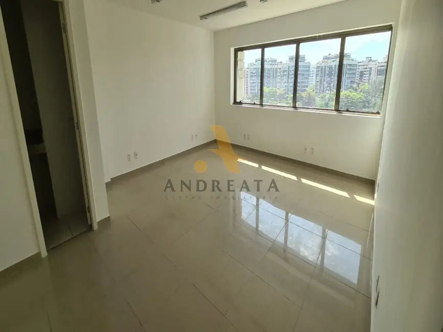 Foto 1 de Sala Comercial para alugar, 80m2 em Barra da Tijuca, Rio De Janeiro - RJ