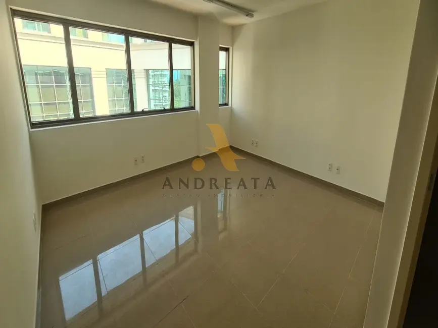 Sala Comercial para alugar, 80m2 em Barra da Tijuca, Rio De Janeiro - RJ - imagem 3 Foto 3 de Sala Comercial para alugar, 80m2 em Barra da Tijuca, Rio De Janeiro - RJ