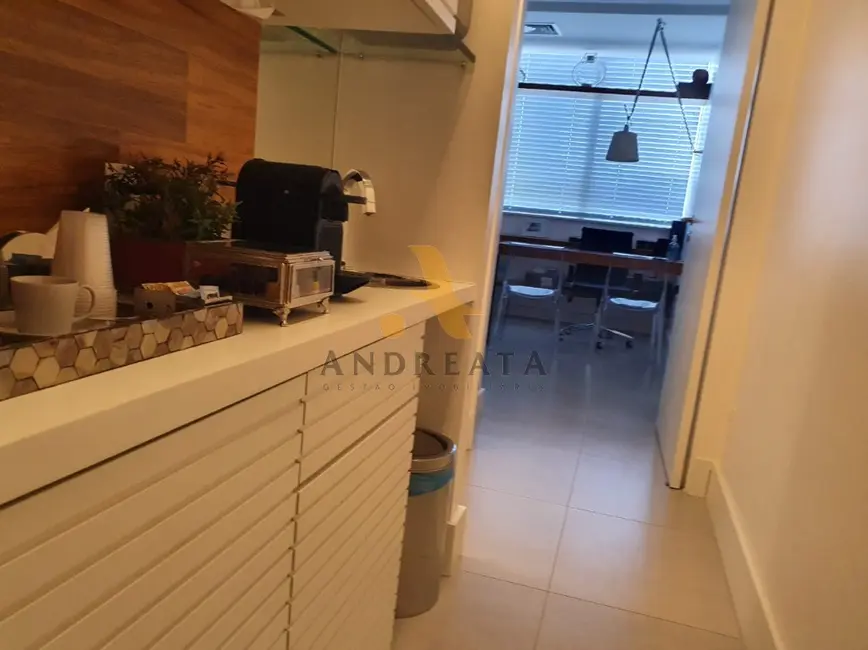 Sala Comercial à venda, 54m2 em Barra da Tijuca, Rio De Janeiro - RJ - imagem 5 Foto 5 de Sala Comercial à venda, 54m2 em Barra da Tijuca, Rio De Janeiro - RJ