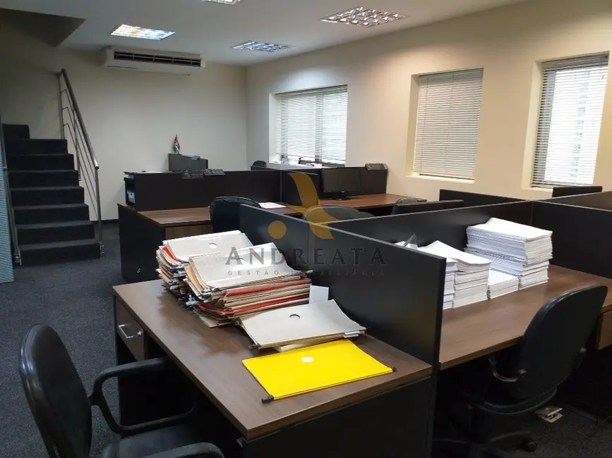 Sala Comercial à venda, 213m2 em Barra da Tijuca, Rio De Janeiro - RJ - imagem 7 Foto 7 de Sala Comercial à venda, 213m2 em Barra da Tijuca, Rio De Janeiro - RJ