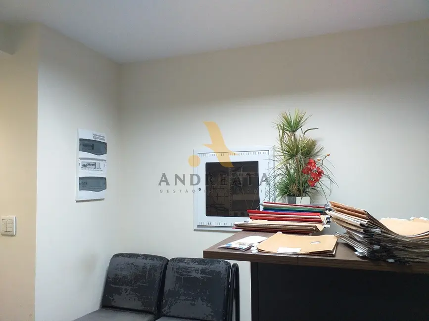 Sala Comercial à venda, 213m2 em Barra da Tijuca, Rio De Janeiro - RJ - imagem 5 Foto 5 de Sala Comercial à venda, 213m2 em Barra da Tijuca, Rio De Janeiro - RJ