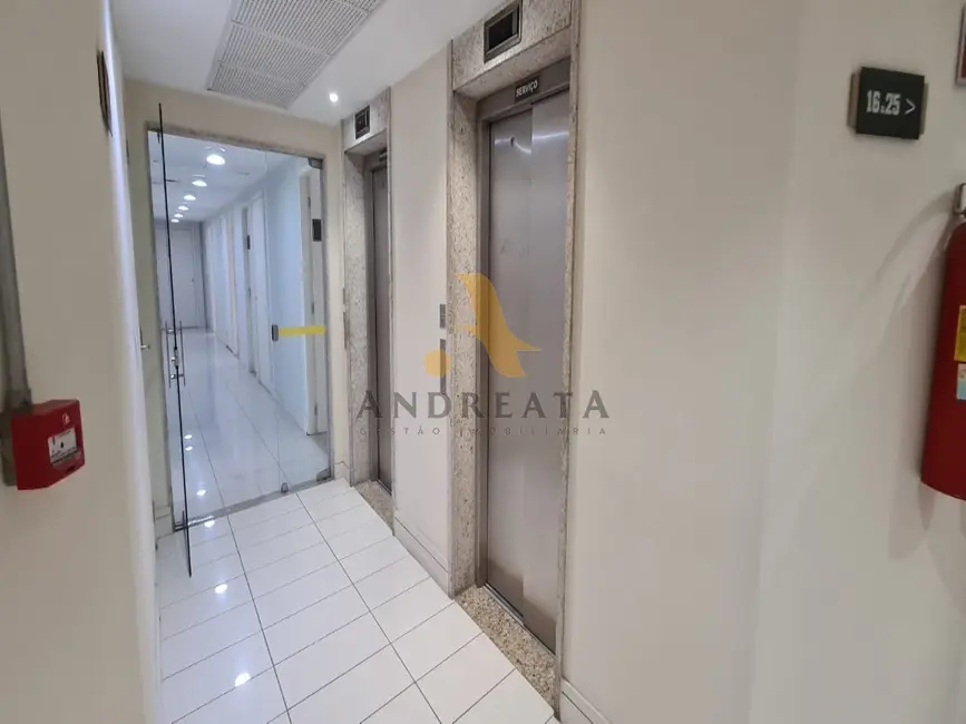 Sala Comercial para alugar, 170m2 em Barra da Tijuca, Rio De Janeiro - RJ - imagem 6 Foto 6 de Sala Comercial para alugar, 170m2 em Barra da Tijuca, Rio De Janeiro - RJ
