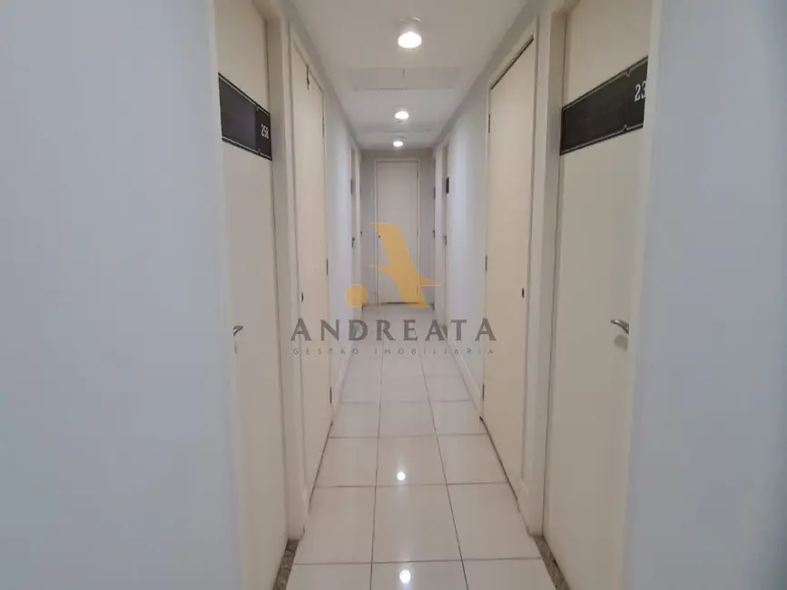 Sala Comercial para alugar, 170m2 em Barra da Tijuca, Rio De Janeiro - RJ - imagem 9 Foto 9 de Sala Comercial para alugar, 170m2 em Barra da Tijuca, Rio De Janeiro - RJ