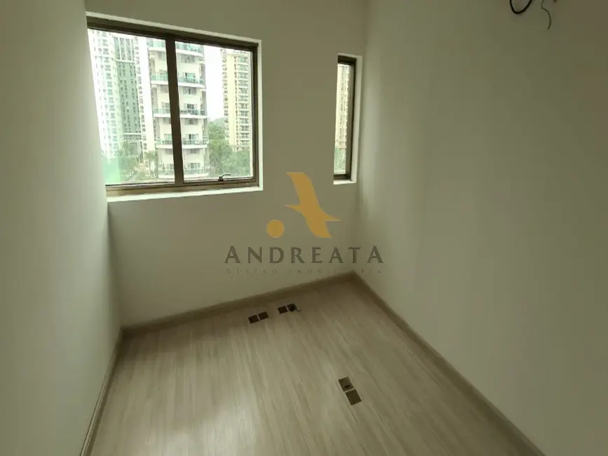 Sala Comercial para alugar, 72m2 em Barra da Tijuca, Rio De Janeiro - RJ - imagem 8 Foto 8 de Sala Comercial para alugar, 72m2 em Barra da Tijuca, Rio De Janeiro - RJ