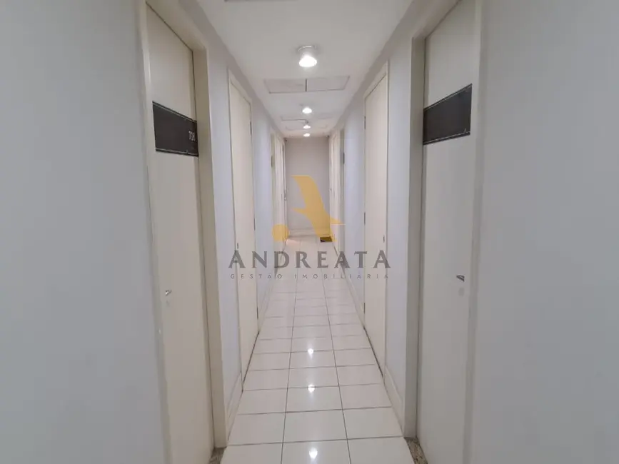 Sala Comercial para alugar, 72m2 em Barra da Tijuca, Rio De Janeiro - RJ - imagem 6 Foto 6 de Sala Comercial para alugar, 72m2 em Barra da Tijuca, Rio De Janeiro - RJ