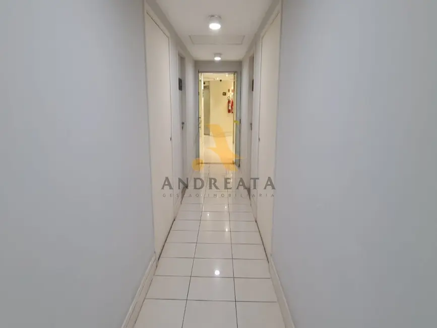 Sala Comercial para alugar, 72m2 em Barra da Tijuca, Rio De Janeiro - RJ - imagem 5 Foto 5 de Sala Comercial para alugar, 72m2 em Barra da Tijuca, Rio De Janeiro - RJ