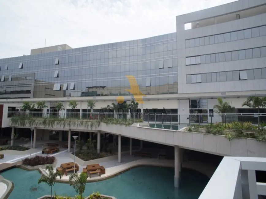 Sala Comercial para alugar, 300m2 em Barra da Tijuca, Rio De Janeiro - RJ - imagem 4 Foto 4 de Sala Comercial para alugar, 300m2 em Barra da Tijuca, Rio De Janeiro - RJ