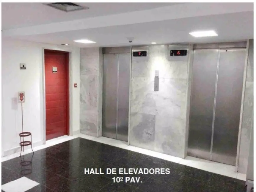 Sala Comercial para alugar, 969m2 em Centro, Rio De Janeiro - RJ - imagem 4 Foto 4 de Sala Comercial para alugar, 969m2 em Centro, Rio De Janeiro - RJ