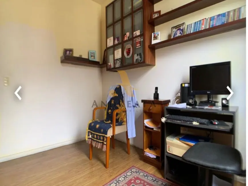 Apartamento com 3 quartos à venda, 110m2 em Leme, Rio De Janeiro - RJ - imagem 6 Foto 6 de Apartamento com 3 quartos à venda, 110m2 em Leme, Rio De Janeiro - RJ