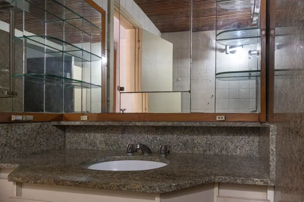 Foto 9 de Apartamento com 2 quartos à venda, 120m2 em Copacabana, Rio De Janeiro - RJ