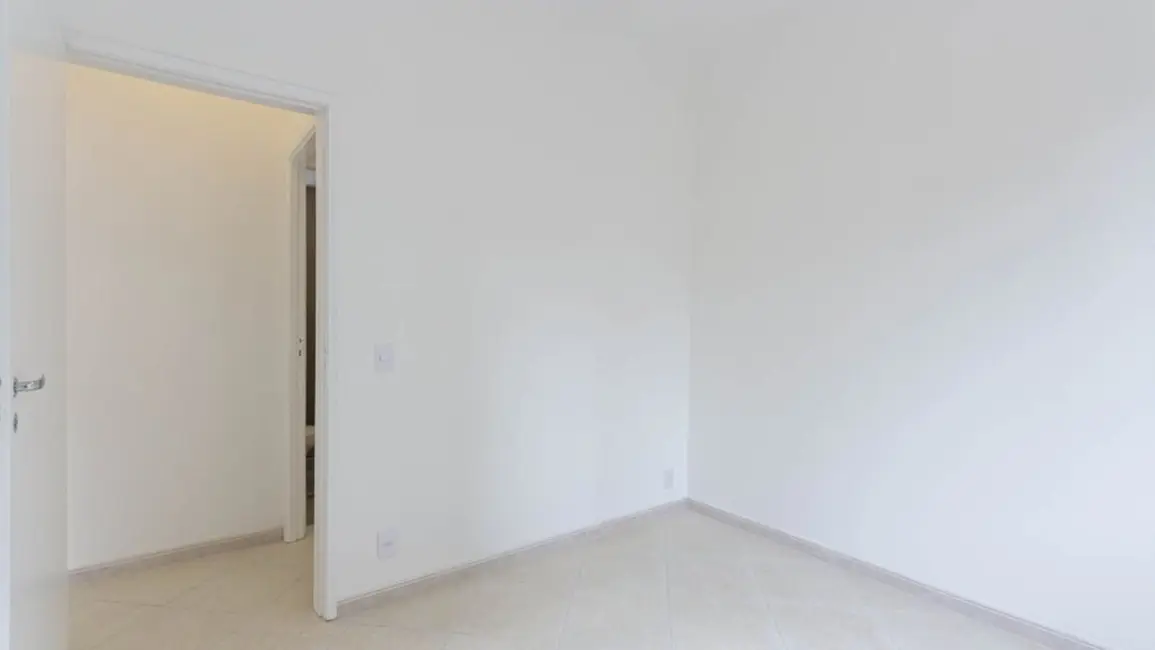 Apartamento com 3 quartos à venda, 82m2 em Copacabana, Rio De Janeiro - RJ - imagem 7 Foto 7 de Apartamento com 3 quartos à venda, 82m2 em Copacabana, Rio De Janeiro - RJ