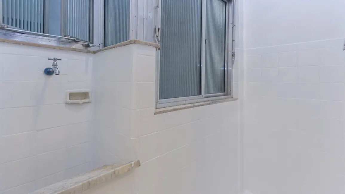 Apartamento com 1 quarto à venda, 46m2 em Humaitá, Rio De Janeiro - RJ - imagem 4 Foto 4 de Apartamento com 1 quarto à venda, 46m2 em Humaitá, Rio De Janeiro - RJ