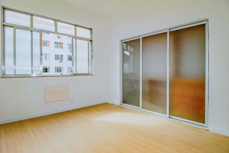 Apartamento com 2 quartos à venda, 75m2 em Botafogo, Rio De Janeiro - RJ - imagem 3 Foto 3 de Apartamento com 2 quartos à venda, 75m2 em Botafogo, Rio De Janeiro - RJ