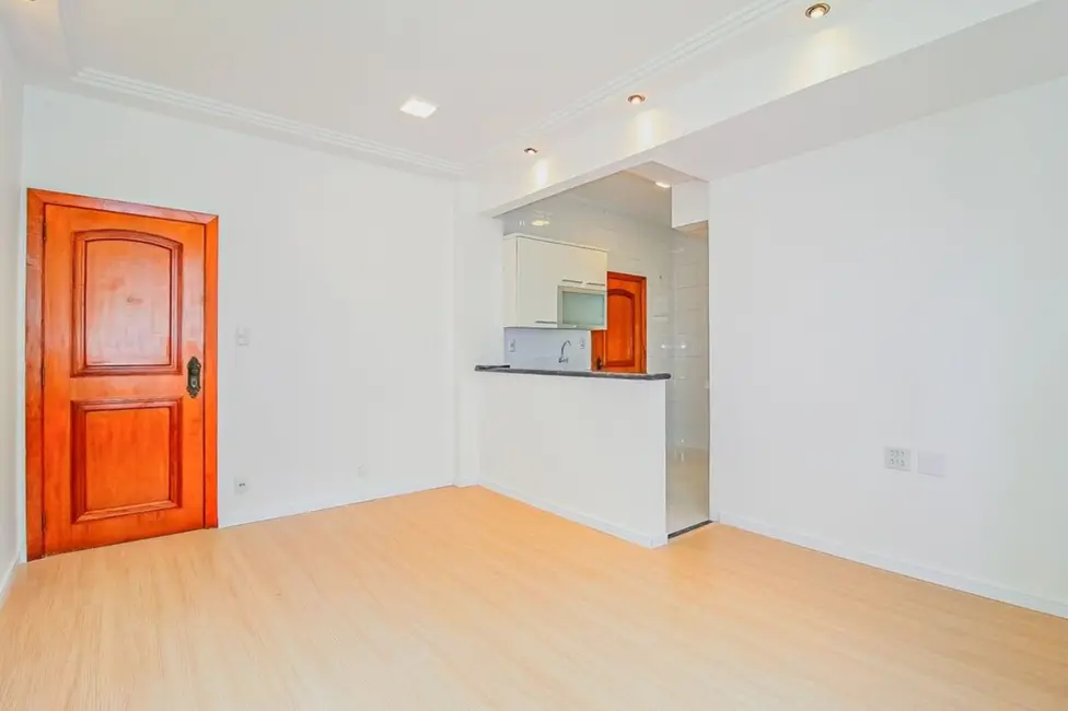 Apartamento com 2 quartos à venda, 75m2 em Botafogo, Rio De Janeiro - RJ - imagem 1 Foto 1 de Apartamento com 2 quartos à venda, 75m2 em Botafogo, Rio De Janeiro - RJ