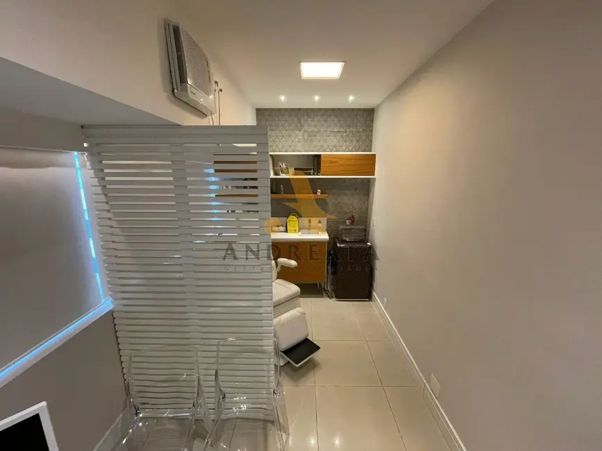 Sala Comercial à venda, 28m2 em Barra da Tijuca, Rio De Janeiro - RJ - imagem 8 Foto 8 de Sala Comercial à venda, 28m2 em Barra da Tijuca, Rio De Janeiro - RJ