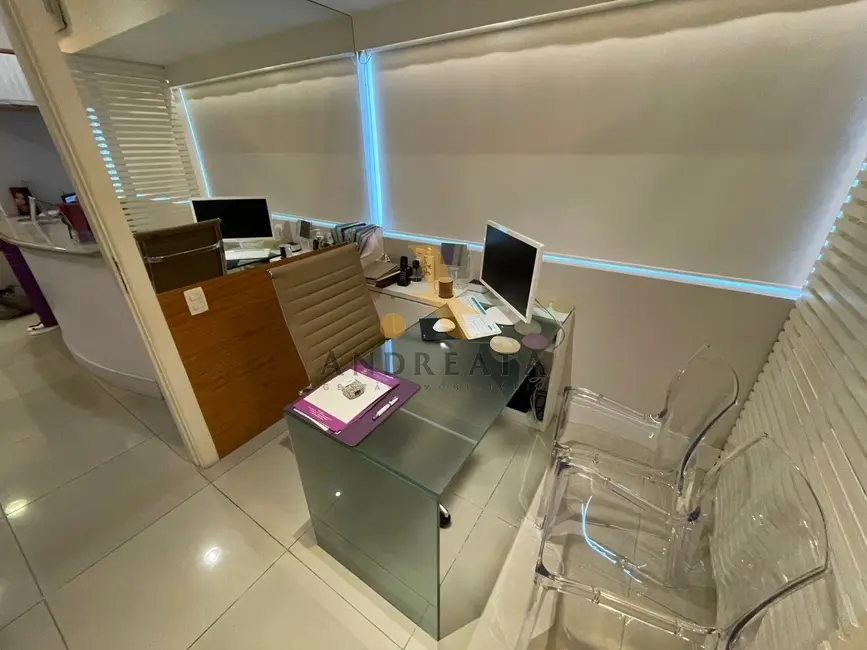 Sala Comercial à venda, 28m2 em Barra da Tijuca, Rio De Janeiro - RJ - imagem 5 Foto 5 de Sala Comercial à venda, 28m2 em Barra da Tijuca, Rio De Janeiro - RJ