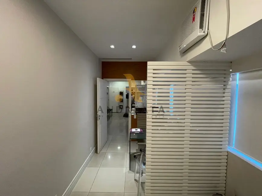 Sala Comercial à venda, 28m2 em Barra da Tijuca, Rio De Janeiro - RJ - imagem 9 Foto 9 de Sala Comercial à venda, 28m2 em Barra da Tijuca, Rio De Janeiro - RJ