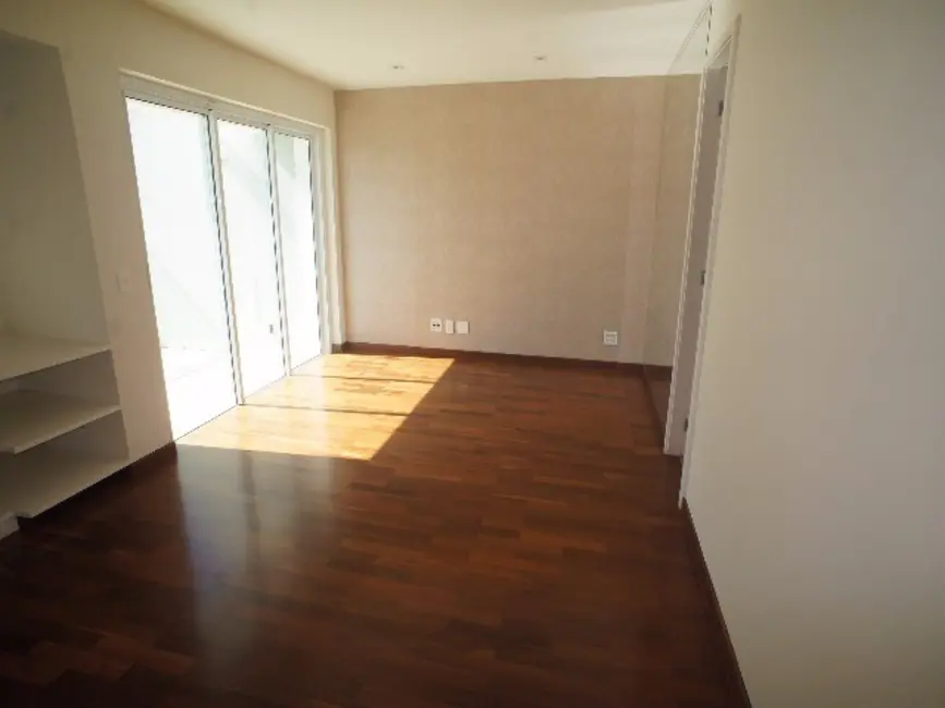 Foto 15 de Apartamento com 4 quartos para alugar, 236m2 em Barra da Tijuca, Rio De Janeiro - RJ