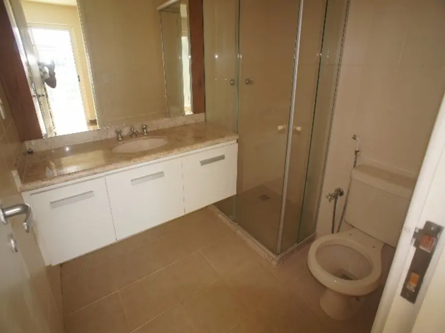 Foto 17 de Apartamento com 4 quartos para alugar, 236m2 em Barra da Tijuca, Rio De Janeiro - RJ