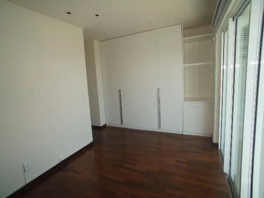 Foto 31 de Apartamento com 4 quartos para alugar, 236m2 em Barra da Tijuca, Rio De Janeiro - RJ