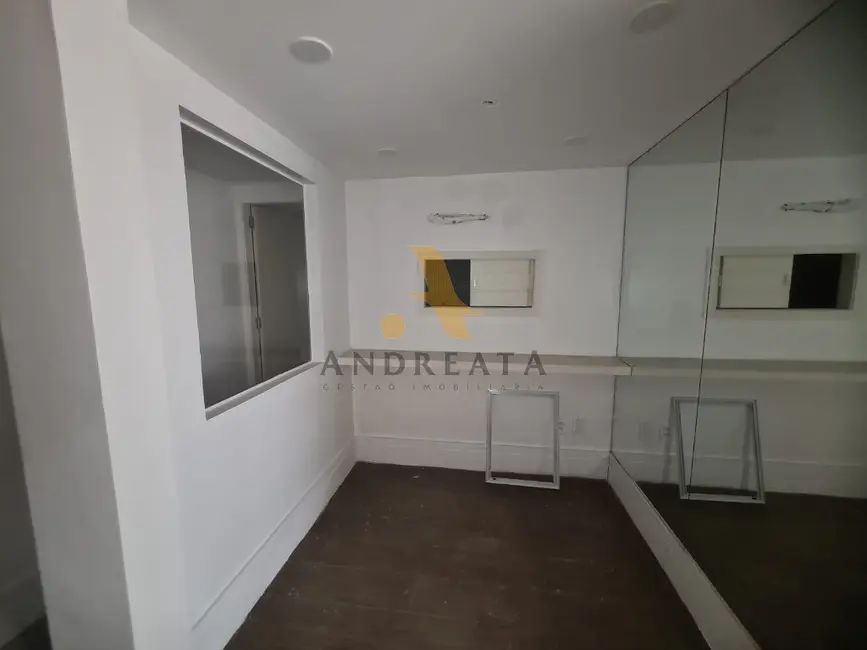 Loja para alugar, 163m2 em Barra da Tijuca, Rio De Janeiro - RJ - imagem 7 Foto 7 de Loja para alugar, 163m2 em Barra da Tijuca, Rio De Janeiro - RJ