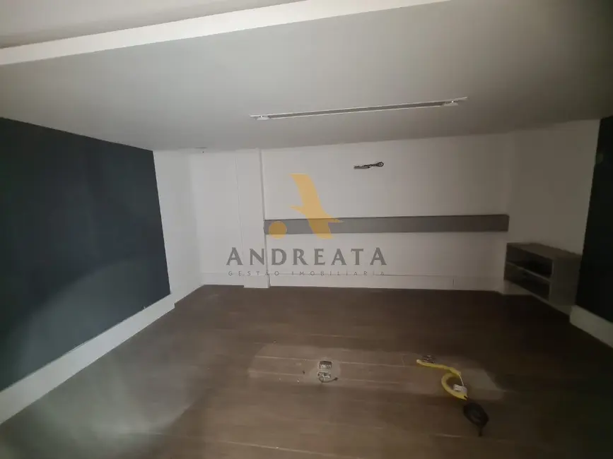 Loja para alugar, 163m2 em Barra da Tijuca, Rio De Janeiro - RJ - imagem 3 Foto 3 de Loja para alugar, 163m2 em Barra da Tijuca, Rio De Janeiro - RJ