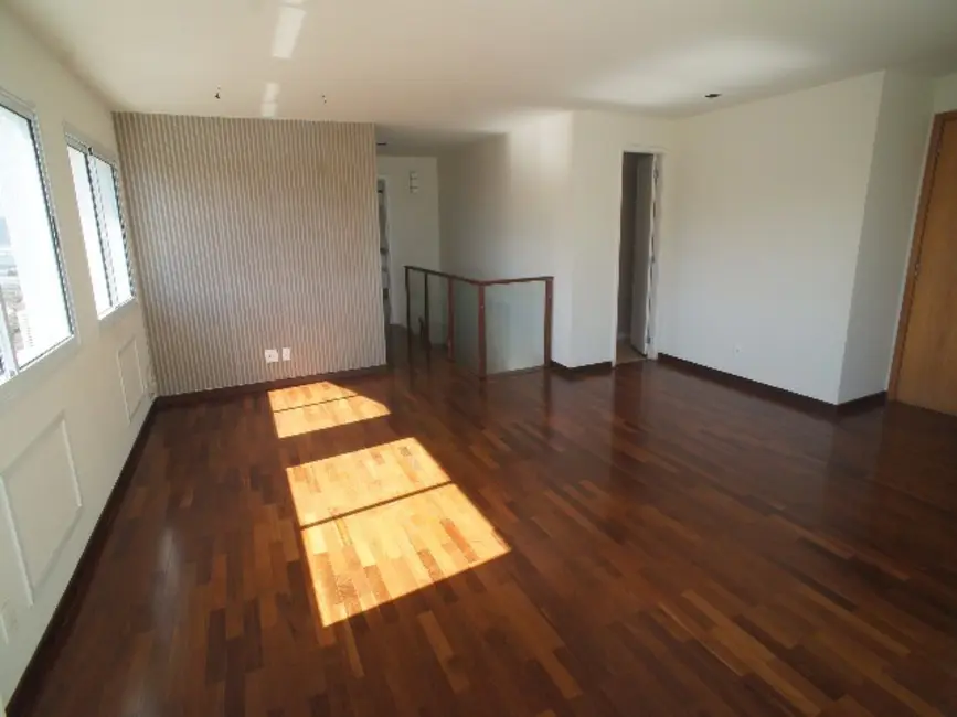 Foto 2 de Apartamento com 4 quartos para alugar, 236m2 em Barra da Tijuca, Rio De Janeiro - RJ