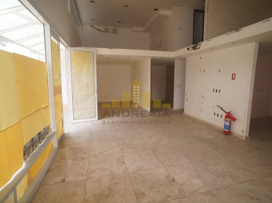 Loja para alugar, 126m2 em Barra da Tijuca, Rio De Janeiro - RJ - imagem 3 Foto 3 de Loja para alugar, 126m2 em Barra da Tijuca, Rio De Janeiro - RJ