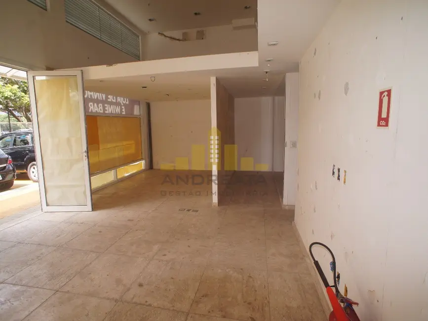 Loja para alugar, 126m2 em Barra da Tijuca, Rio De Janeiro - RJ - imagem 4 Foto 4 de Loja para alugar, 126m2 em Barra da Tijuca, Rio De Janeiro - RJ