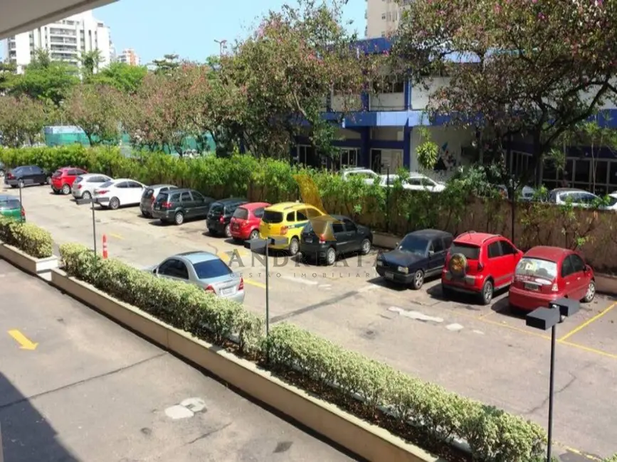 Foto 2 de Apartamento com 2 quartos à venda, 103m2 em Barra da Tijuca, Rio De Janeiro - RJ