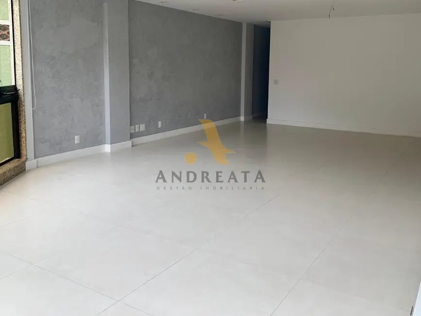 Apartamento com 3 quartos à venda, 150m2 em Barra da Tijuca, Rio De Janeiro - RJ - imagem 3 Foto 3 de Apartamento com 3 quartos à venda, 150m2 em Barra da Tijuca, Rio De Janeiro - RJ