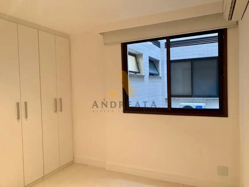 Apartamento com 3 quartos à venda, 150m2 em Barra da Tijuca, Rio De Janeiro - RJ - imagem 9 Foto 9 de Apartamento com 3 quartos à venda, 150m2 em Barra da Tijuca, Rio De Janeiro - RJ