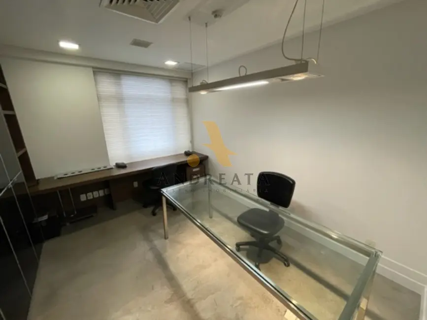 Sala Comercial para alugar, 74m2 em Barra da Tijuca, Rio De Janeiro - RJ - imagem 5 Foto 5 de Sala Comercial para alugar, 74m2 em Barra da Tijuca, Rio De Janeiro - RJ