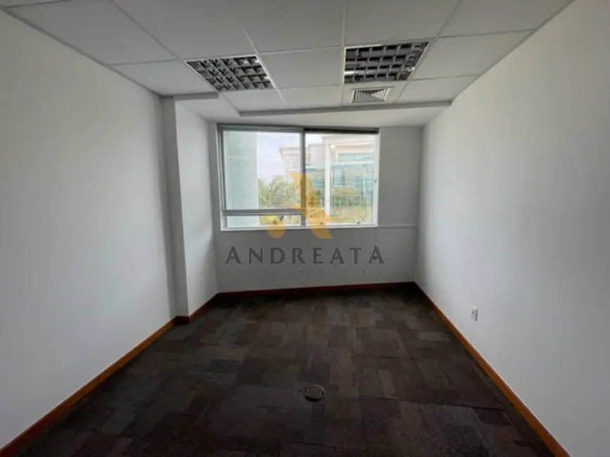 Sala Comercial para alugar, 200m2 em Barra da Tijuca, Rio De Janeiro - RJ - imagem 8 Foto 8 de Sala Comercial para alugar, 200m2 em Barra da Tijuca, Rio De Janeiro - RJ