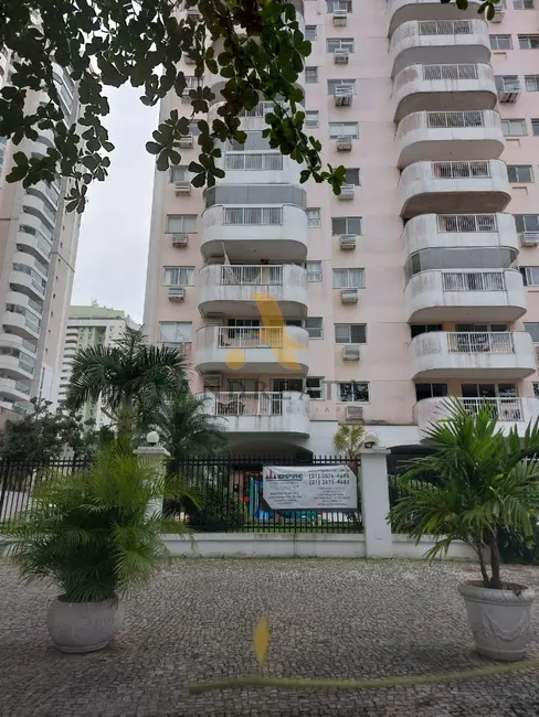 Apartamento com 3 quartos para alugar, 82m2 em Recreio dos Bandeirantes, Rio De Janeiro - RJ - imagem 4 Foto 4 de Apartamento com 3 quartos para alugar, 82m2 em Recreio dos Bandeirantes, Rio De Janeiro - RJ
