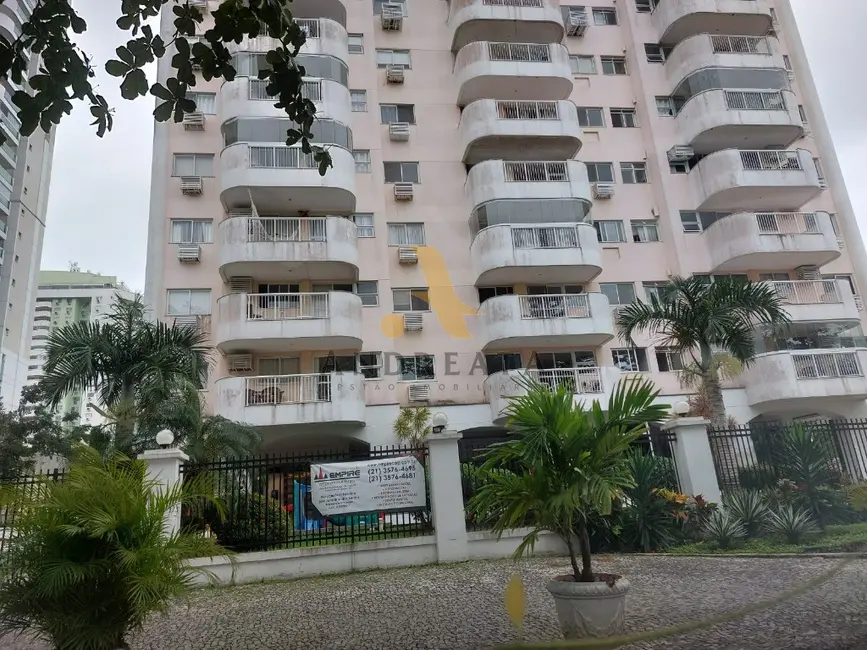 Apartamento com 3 quartos para alugar, 82m2 em Recreio dos Bandeirantes, Rio De Janeiro - RJ - imagem 3 Foto 3 de Apartamento com 3 quartos para alugar, 82m2 em Recreio dos Bandeirantes, Rio De Janeiro - RJ