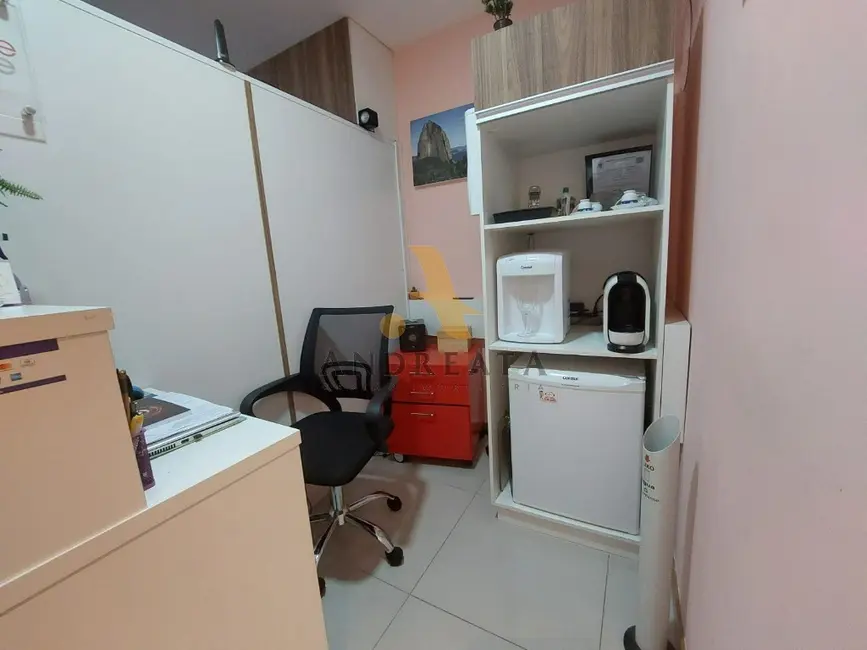 Sala Comercial para alugar, 27m2 em Barra da Tijuca, Rio De Janeiro - RJ - imagem 8 Foto 8 de Sala Comercial para alugar, 27m2 em Barra da Tijuca, Rio De Janeiro - RJ
