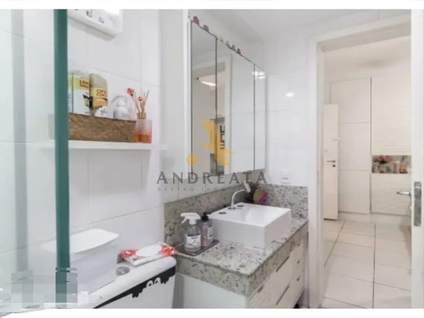 Apartamento com 3 quartos à venda, 105m2 em Freguesia (Jacarepaguá), Rio De Janeiro - RJ - imagem 4 Foto 4 de Apartamento com 3 quartos à venda, 105m2 em Freguesia (Jacarepaguá), Rio De Janeiro - RJ