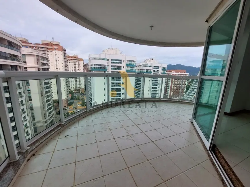 Apartamento com 3 quartos para alugar, 119m2 em Barra da Tijuca, Rio De Janeiro - RJ - imagem 2 Foto 2 de Apartamento com 3 quartos para alugar, 119m2 em Barra da Tijuca, Rio De Janeiro - RJ