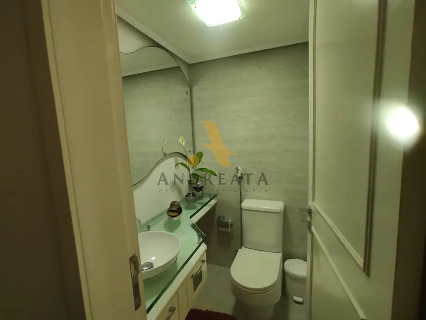 Apartamento com 4 quartos à venda, 165m2 em Barra da Tijuca, Rio De Janeiro - RJ - imagem 4 Foto 4 de Apartamento com 4 quartos à venda, 165m2 em Barra da Tijuca, Rio De Janeiro - RJ