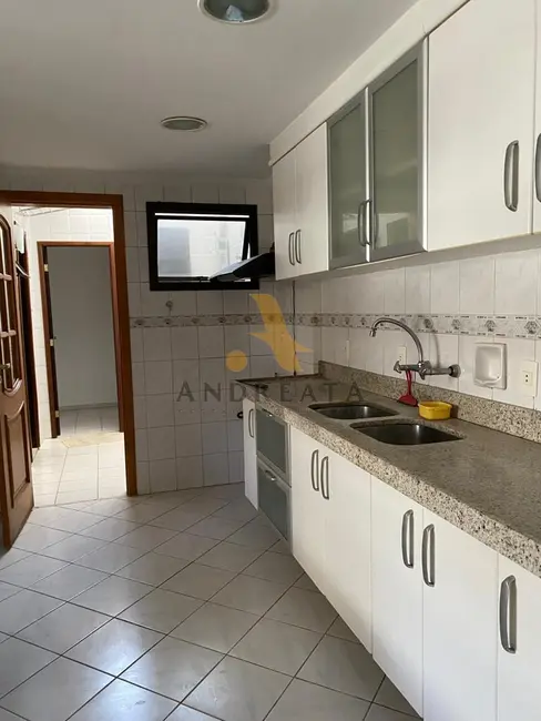Apartamento com 3 quartos para alugar, 244m2 em Recreio dos Bandeirantes, Rio De Janeiro - RJ - imagem 5 Foto 5 de Apartamento com 3 quartos para alugar, 244m2 em Recreio dos Bandeirantes, Rio De Janeiro - RJ