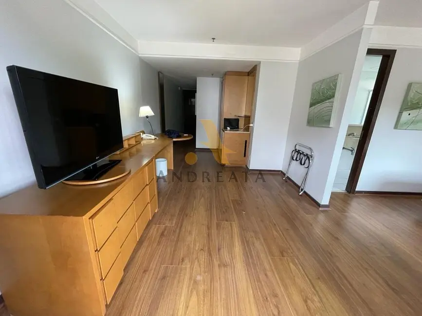 Foto 2 de Apartamento com 1 quarto para alugar, 41m2 em Botafogo, Rio De Janeiro - RJ